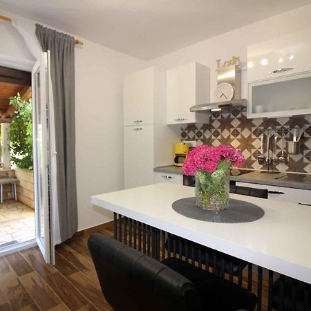 Apartments In Porec/Istrien 9923 Zewnętrze zdjęcie